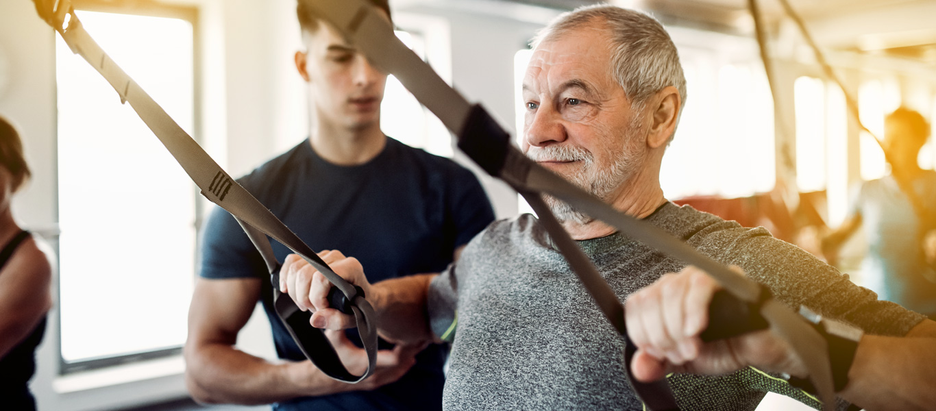 Älterer Mann beim Sport
