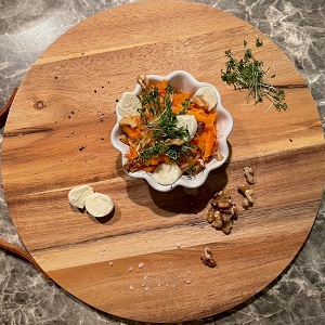 Schnelle Möhrenrohkost mit Mozzarella