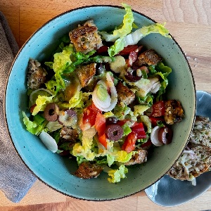 Italienischer Brotsalat