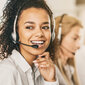 Frau mit Headset