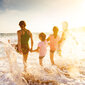Kinder im Wasser