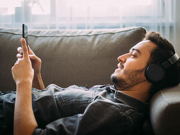 Schnelle Online-Hilfe bei psychischen Belastungen mit Novego