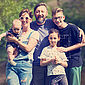 Familie mit drei Kindern